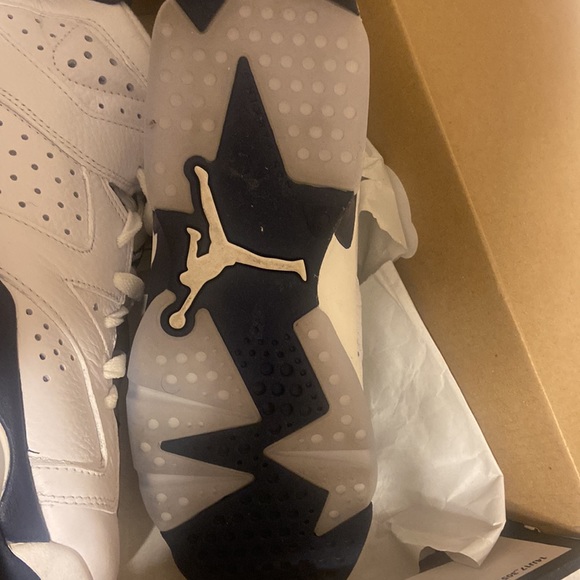 jordan 6 Y midnight navy. - Picture 3 of 6